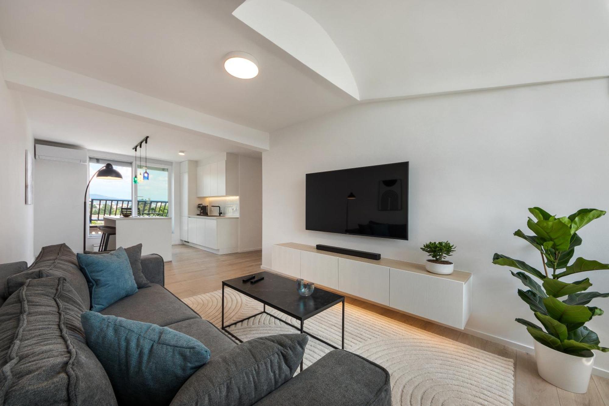 Luxe Penthouse With A Castle View Liubliana Exterior foto